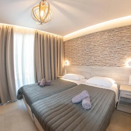 Jasmine & Agios Stefanos Avliotes (Corfu)